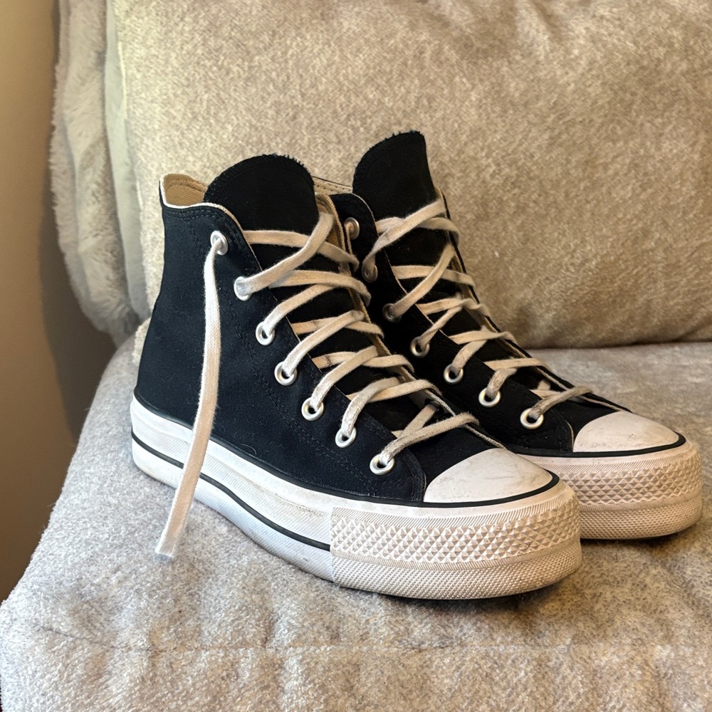 Black Converse